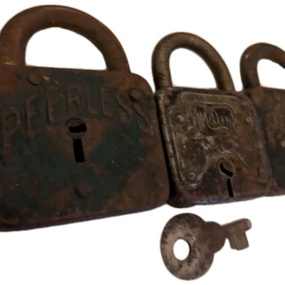 Lot of 3 Vintage  Metal Padlocks W/ 1 Key Peerless & Miller  Companies Antique 