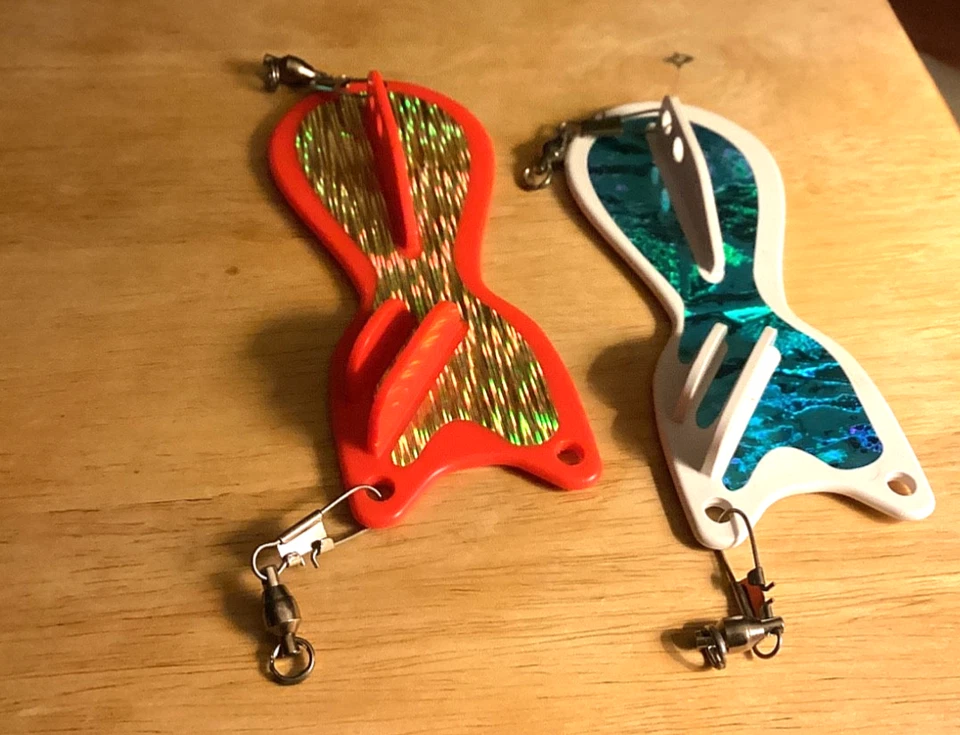 TWO (2) DW SpinDoctors (5 3/4”) 1 ea. Color Glow Blue Holo & Fire Orange Flash - Image 2 of 3