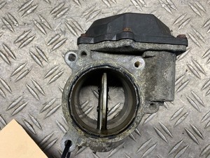 88511 Drosselklappe VW Crafter 30-50 Fahrgestell (2F) 076128063A 2.5 TDI 136PS