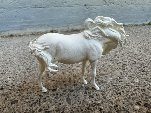 Passion Mustang Primed Bexbee Studios Resin Print 2” Model Horse