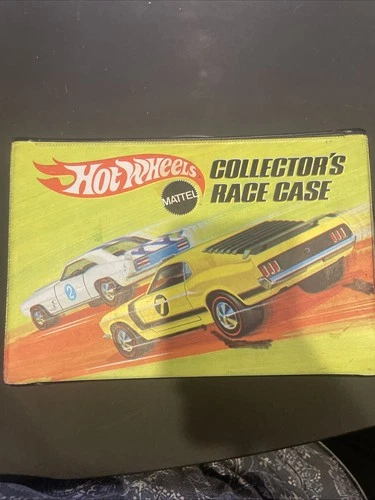 Vintage 1969 Hot Wheels #4976 Redline Era 24 Car Collectors Race Case No Trays