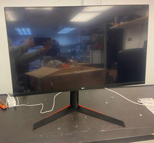 LG 32GK650F-B UltraGear Gaming Monitor 32" QHD 2560x1440 Display 144Hz NO POWER