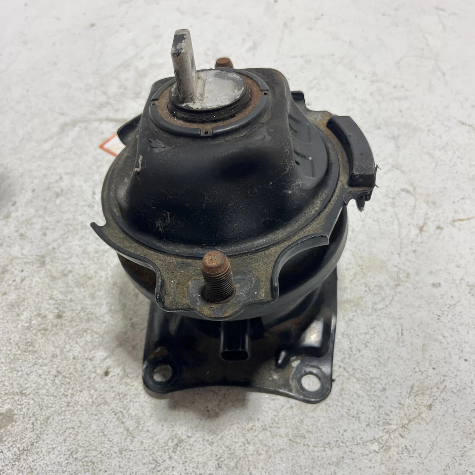 Изолятор кронштейна поддержки переднего крепления двигателя для Honda Pilot 2016-2021 от оригинального производителя - Изображение 3 из 4