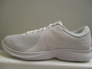 revolution 4 mens trainers