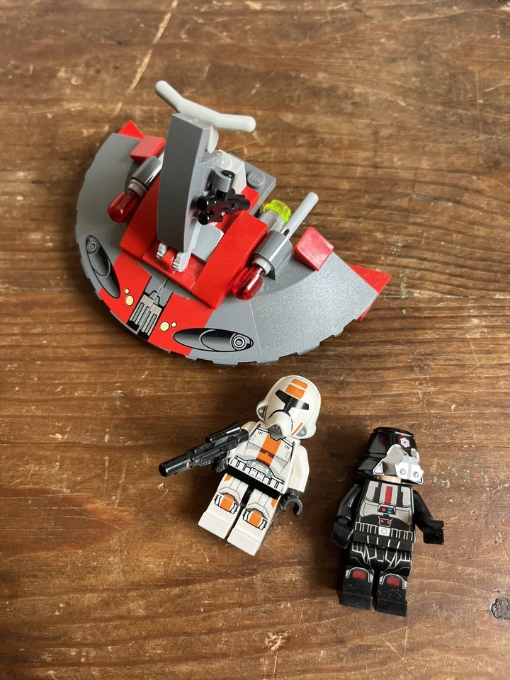 LEGO Star Wars 75001 Republic Troopers vs. Sith Troopers, photo 4 sur 5