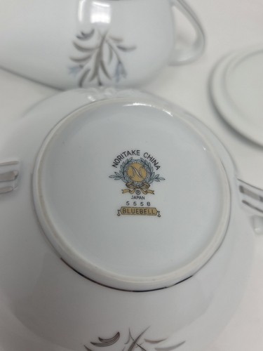 Noritake 5558 Bluebell Creamer and Covered Sugar - Picture 8 of 9