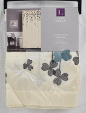 Lush Decor Flower Drops Shower Curtain / Ivory/Blue / 72" x 72"