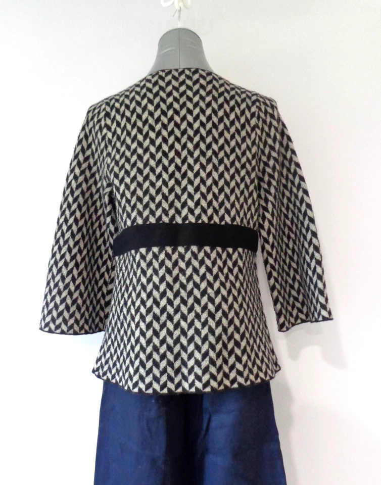 Heather B 100% Wool Sweater Jacket Velvet Tie Waist Diamond Black Gray Size M - Image 2 of 4