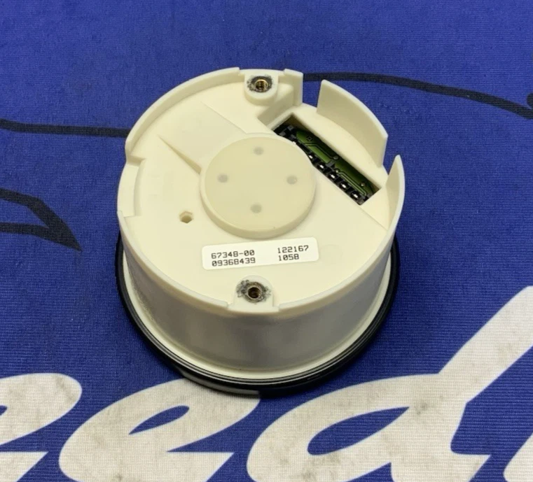 Harley Davidson Tachometer Gauge (RPM) Electra Glide 2000-2003 OEM 67348-00