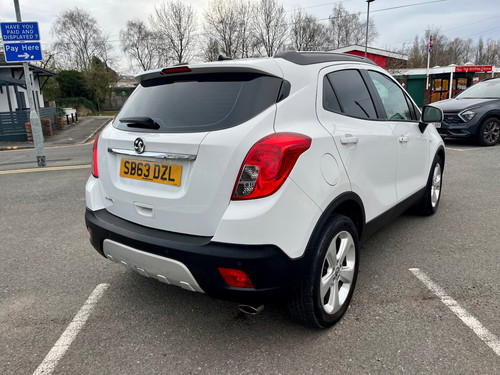 2013 Vauxhall Mokka 1.6i Exclusiv 5dr HATCHBACK Petrol Manual - Picture 7 of 16