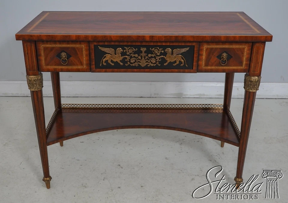 L61154EC: MAITLAND SMITH 新古典主义桃花心木服务器 — 第 2/4 张图片