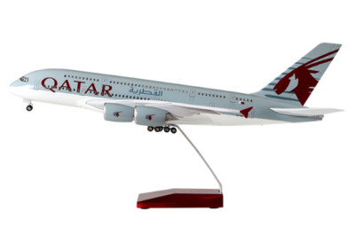 1:160 46CM QATAR AIRBUS A380 Passenger Plane Landing Gear Resin Aircraft Model