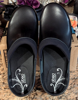 ABEO Women's Biosystem ELLIE Slip Resistant Clogs Slip-on Black 9.5N New WO Box