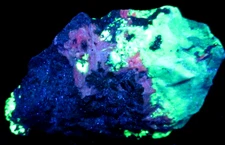 Blue Willemite & Longwave Fluorescent, Bustamite , Franklin, NJ