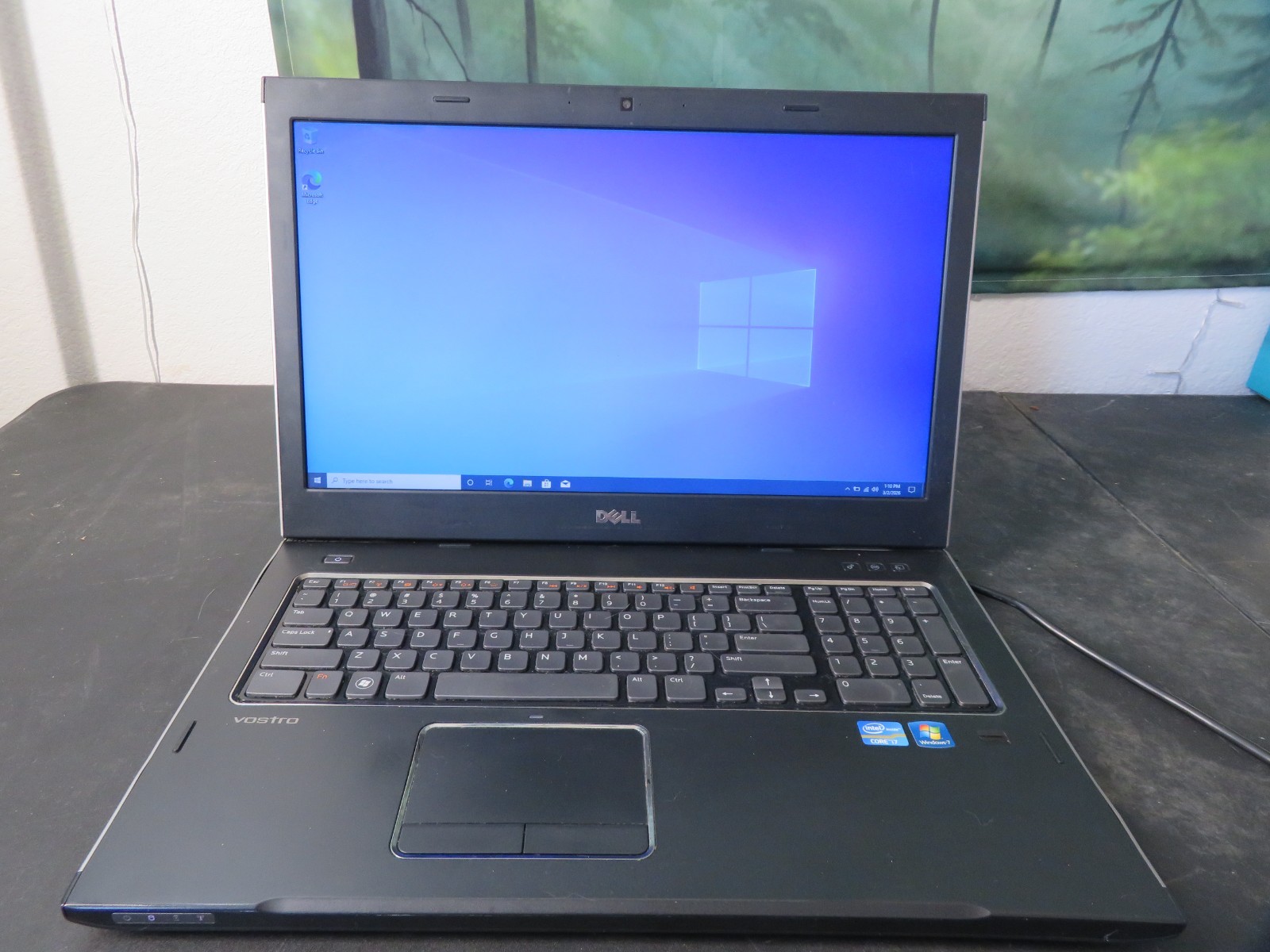 Dell Vostro 3750 Laptop - i7, 8GB, 500GB