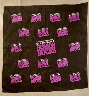 VINTAGE MACYS GLAMORAMA FASHION ROCKS RUNWAY SHOW EVENT BANDANA