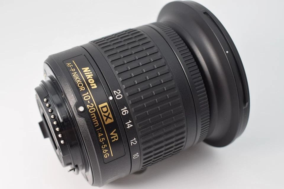 Lente Nikon AF-P DX NIKKOR 10-20mm F/4.5-5.6 G VR con capucha de Japón [COMO ... - Imagen 2 de 4