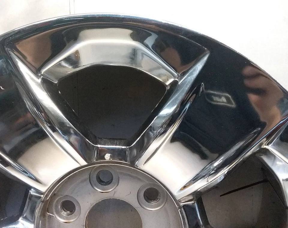 15-20 SUBURBAN 1500 Wheel 20x9 5 Spoke Chrome Opt RD2 - Image 2 of 4