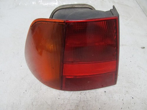 Rückfahrleuchte Rückleuchte links Kratzer (siehe Bild) VW  POLO CLASSIC (6KV2) 6