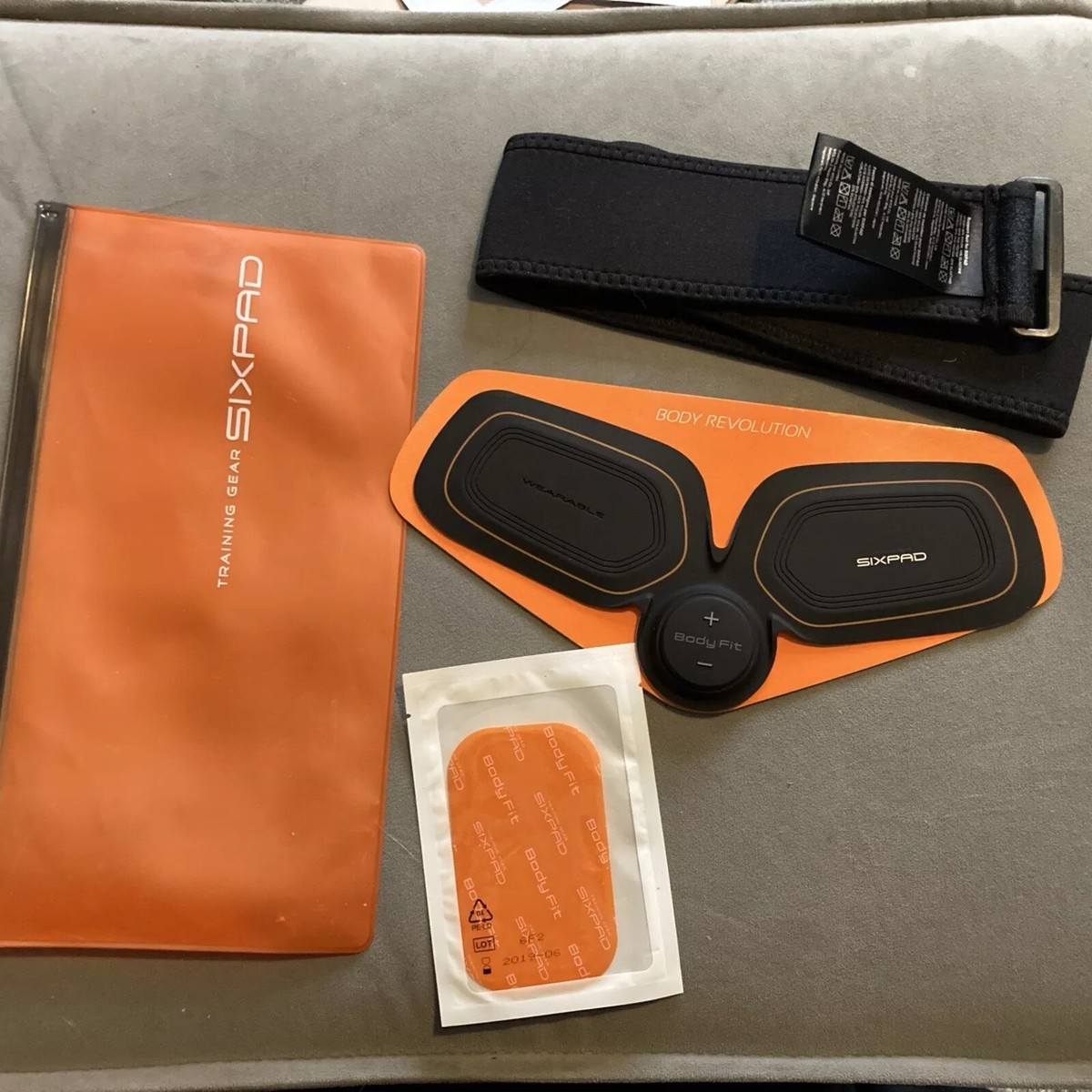 SIXPAD Body Revolution オレンジ SIXPAD（シックスパッド）公式