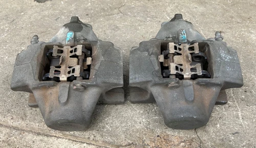 TOYOTA JZX110 MARK2 VEROSSA JZS171 CROWN 1JZGTE rear brake caliper pair #2S - Picture 1 of 19