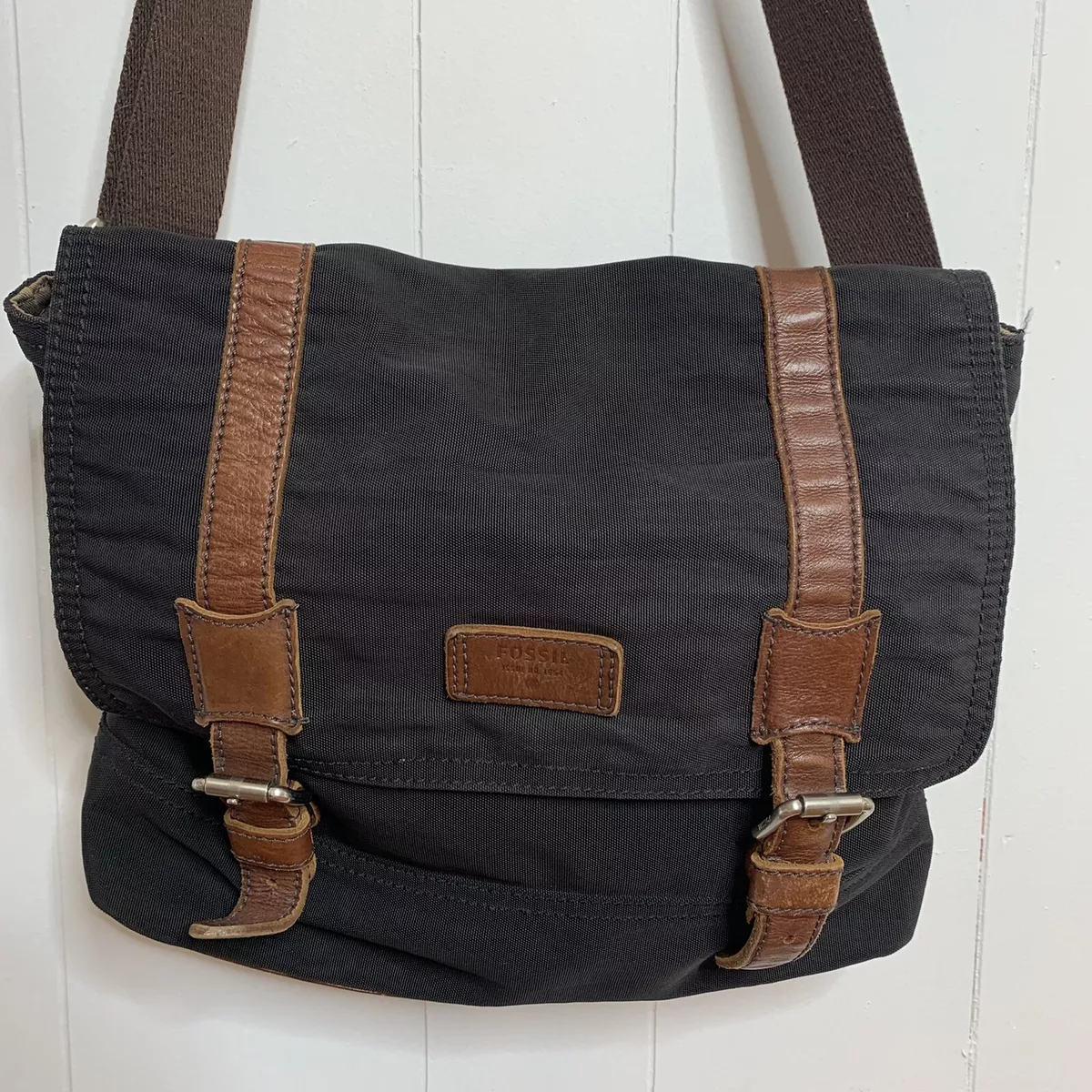 Fossil canvas shop messenger bag