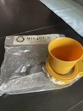 Vintage Bathroom Plastic Cup And Toothbrush Holder With Original Packaging.