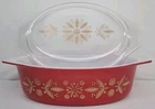 Vtg Pyrex Golden Poinsettia 2.5 Qt. Red Casserole Dish 045 Christmas Promo Rare