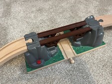 Brio Collapsing Bridge 33391 Wooden Train Track Accessory