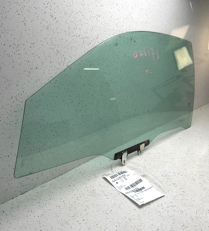 2001 2002 2003 Acura ACURA CL Left Front Door Glass/window - Image 2 of 4