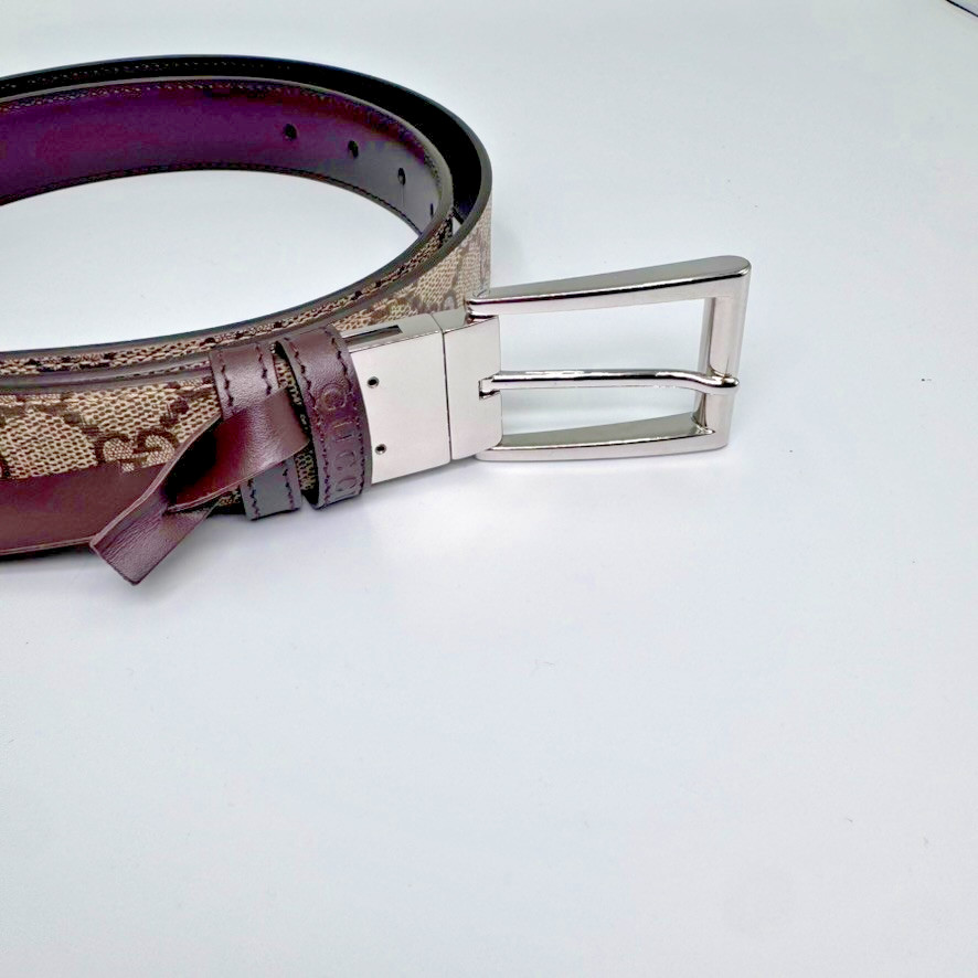 Gucci Reversible Belt with Rectangular Buckle Sty… - image 3