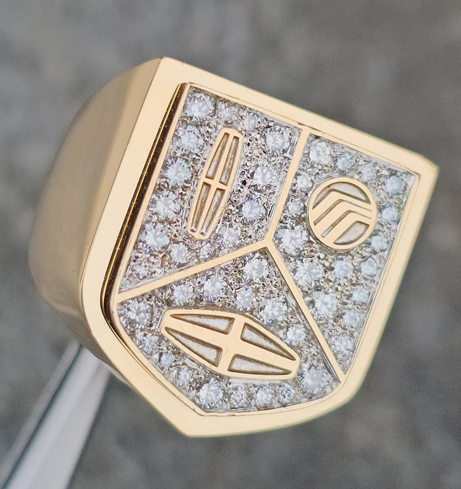 Anillo Cartier Lincoln Mercury Merkur Diamante Sello Pinky Para Hombre Oro Amarillo 18k 8 Foto 2 de 4