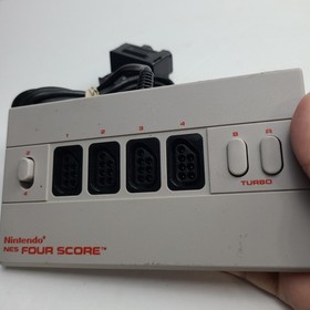 Nintendo Nes - Four Score Controller Adapter NES-034 