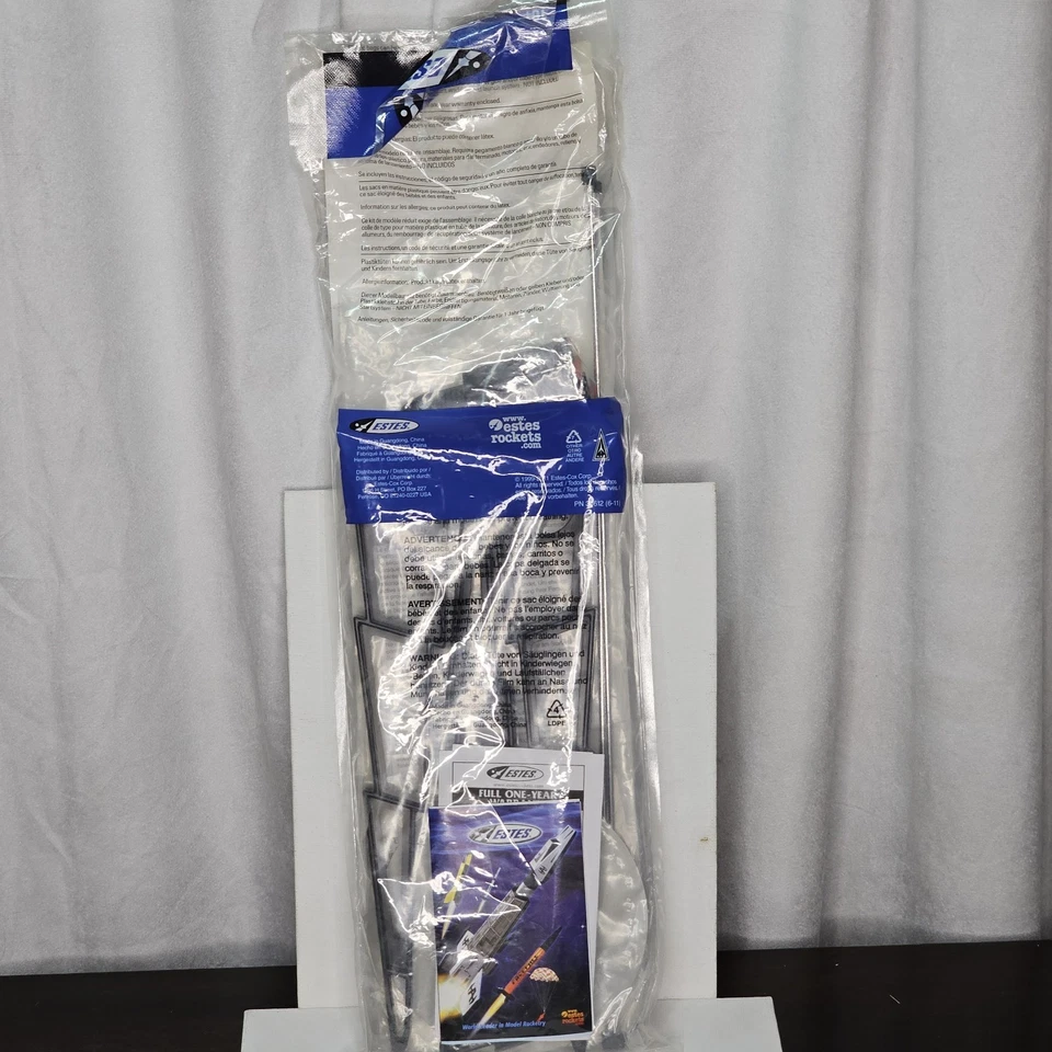 Estes 2215 Porta-Pad 2 Model Rocket Launch Pad - Image 4 of 4