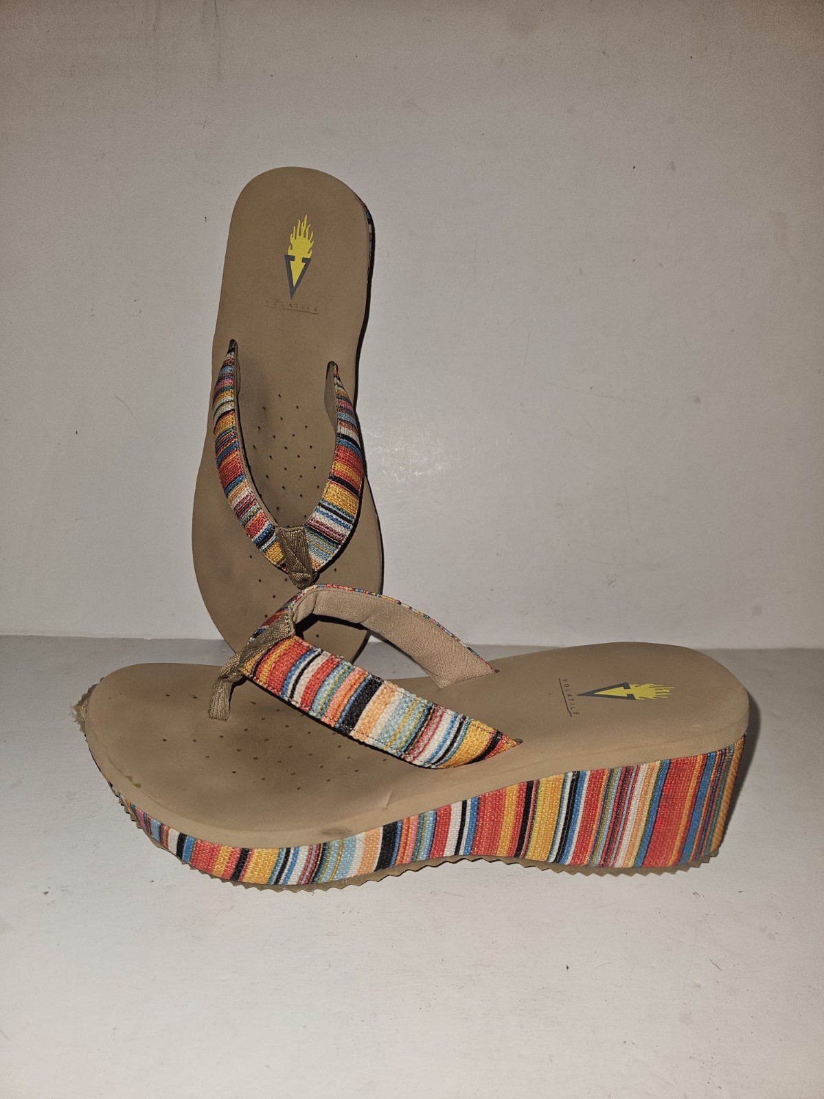 Volatile Womens Rainbow Serape Wedge Flip Flops Platform Sandals 9