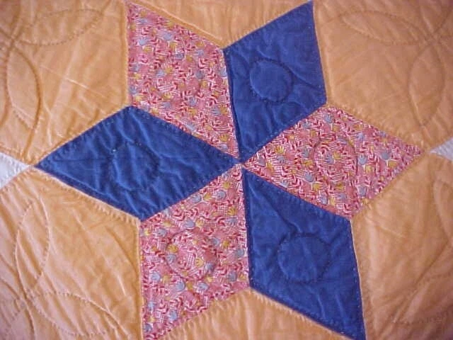 COLCHA DE PIEZAS SEIS PUNTOS ESTRELLAS AÑOS 30 COLOR ARENISCA Foto 3 de 4