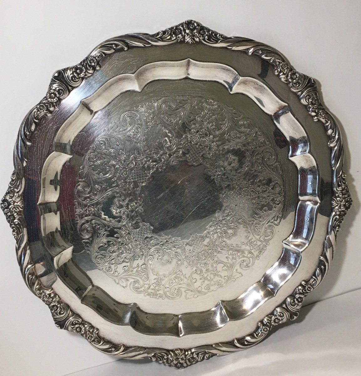 Vintage Heritage 1847 ROGERS BROS serving tray/ silver plate