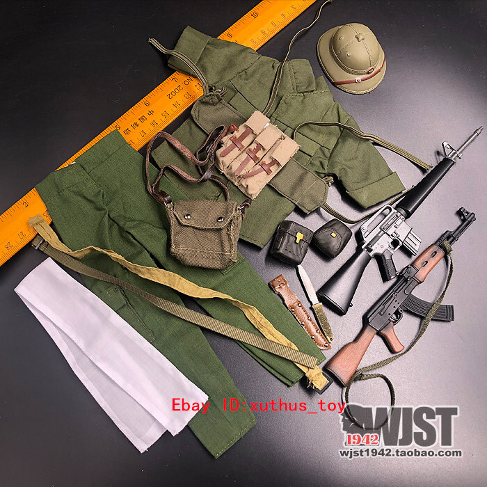 1/6 Scale Vietnam War Guerrilla Soldier Uniform with AKM16 Kit Model  