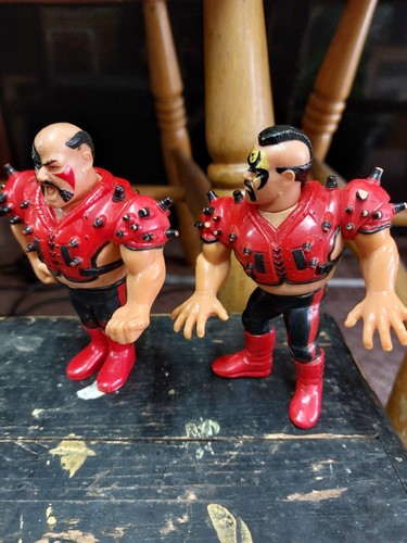 WWF WWE HASBRO WRESTLING FIGURES. SERIES 4 - The T...