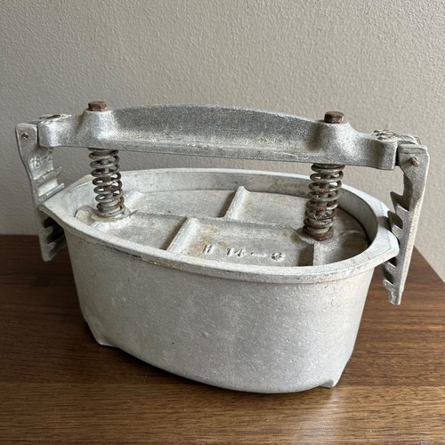Rare large Vintage QPC H-14-3 Cast Aluminium Alloy Terrine Ham Meat Tongue Press