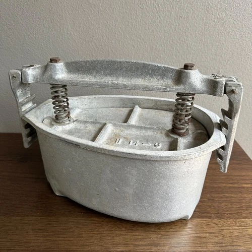 Rare large Vintage QPC H-14-3 Cast Aluminium Alloy Terrine Ham Meat Tongue Press