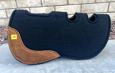 Black Horse Orthopedic Saddle Pad, Carona Ortopedica Para Caballo Cola de Pato