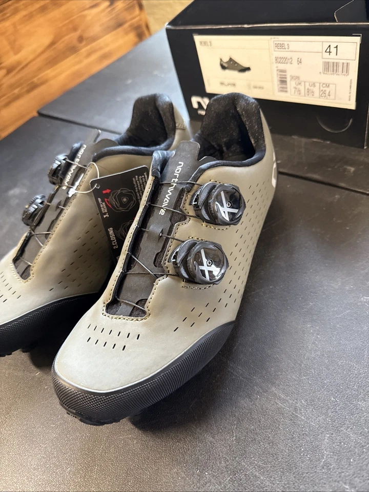 Northwave Rebel 3 Hombres MTB Zapatos de Ciclismo EE. UU. 8,5 Euro 41 (9419-106) Foto 2 de 4