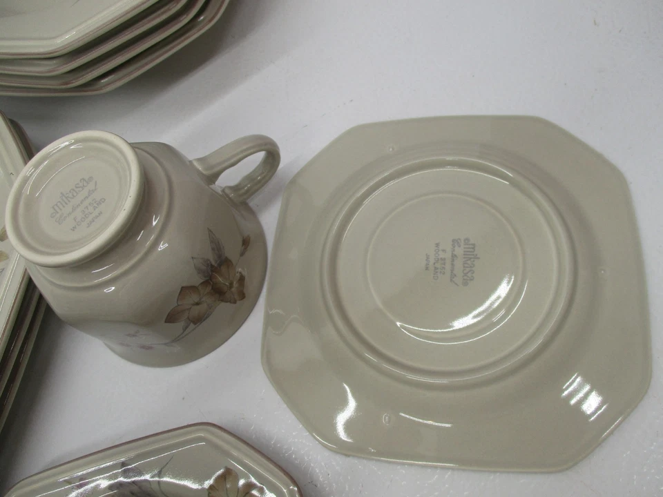 Mikasa Continental WOODLAND F3752 marrón tostado rosa servicio floral para 4 (20 piezas) Foto 3 de 4