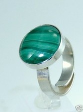 Quality Silver ring set with Malachite - sterlingIt