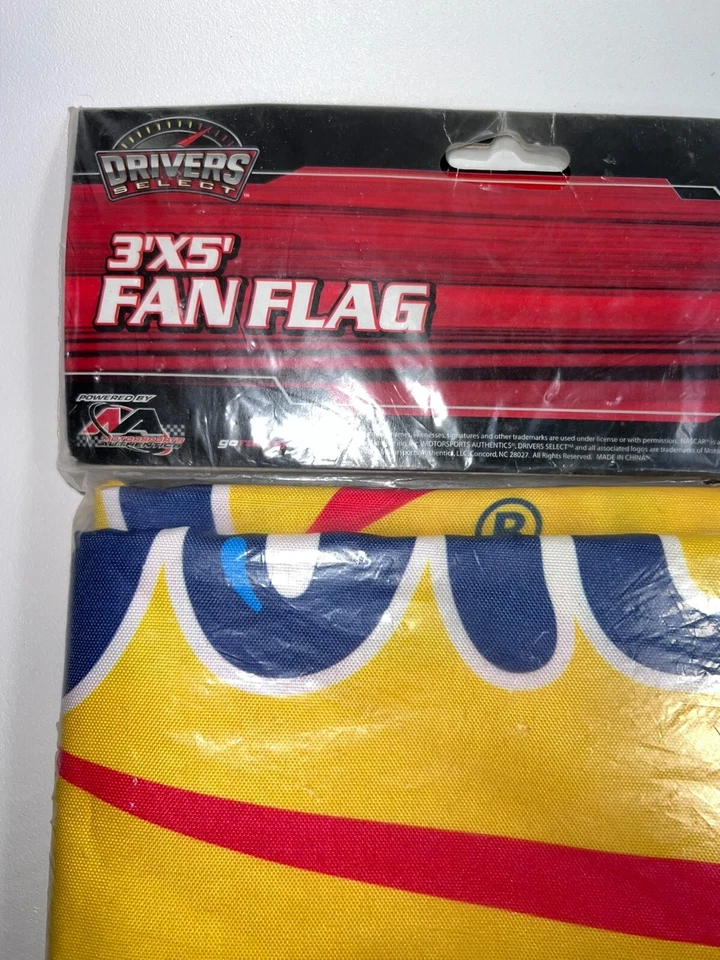 NASCAR Montoya #42 BANDERA Wrigley's Juicy Fruit 3' X 5' Amarillo Brillante NUEVO Foto 3 de 3