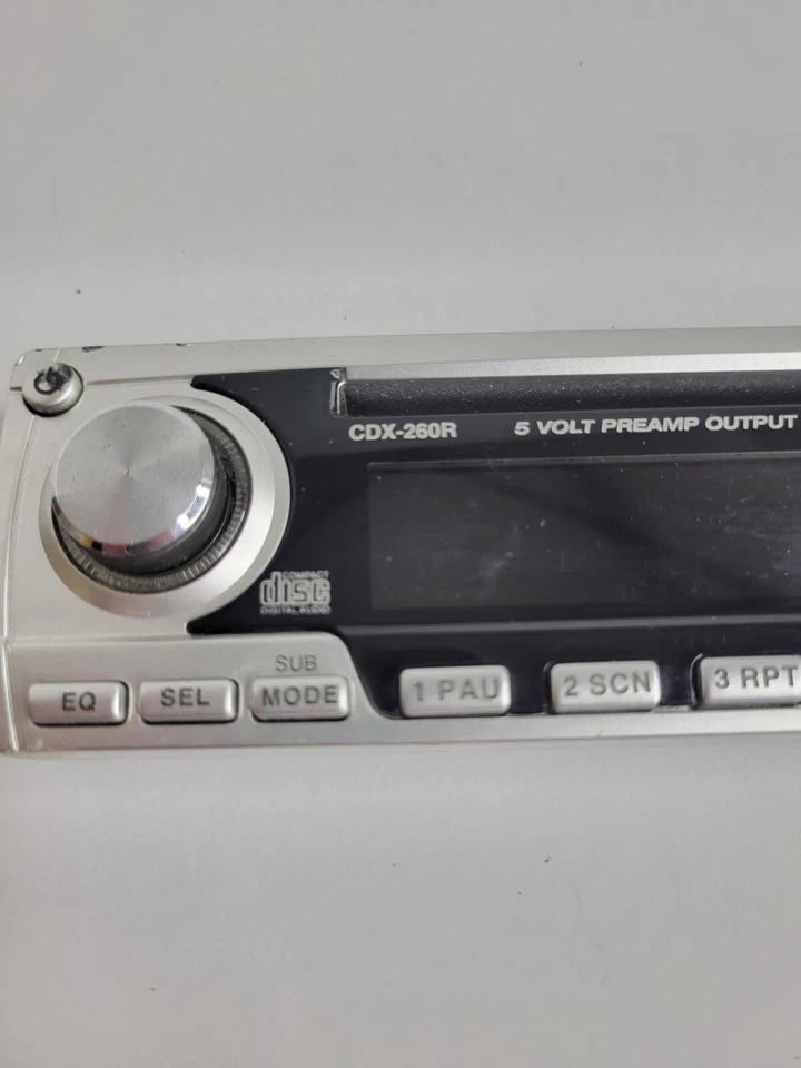 Logic Soundlab cdx 260r In Dash Audio Unit Face Removable Faceplate - Image 3 of 4