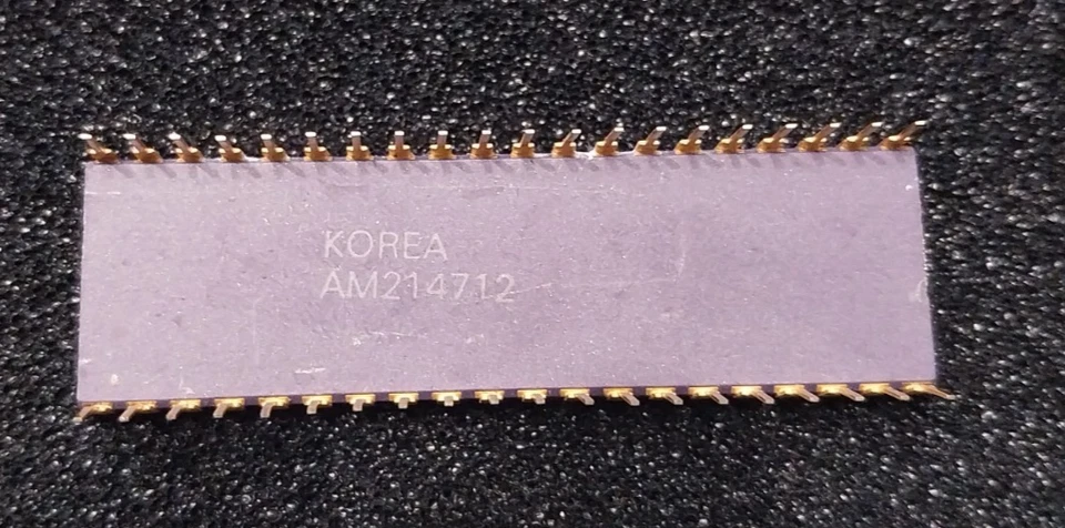 Mos 6569 R1 CERAMIC VIC Commodore 64 Video chip. (2483)   TESTED - Image 2 of 3