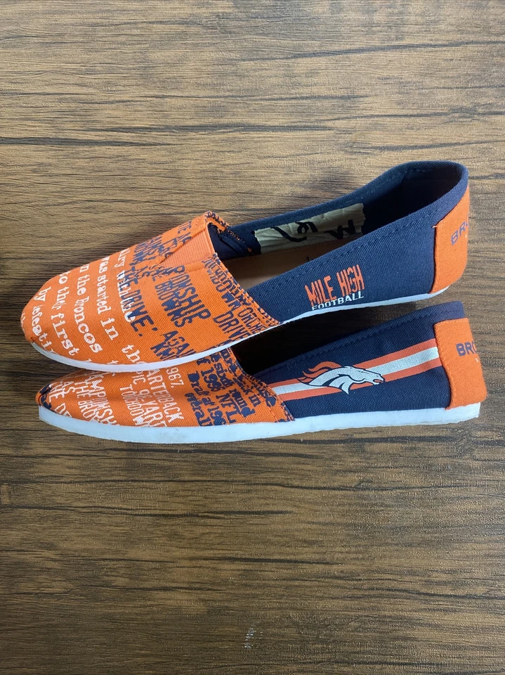 Zapatos para mujer talla mediana/sin cordones DENVER BRONCOS. Talla mediana - Mujer 7 u 8 Foto 3 de 4