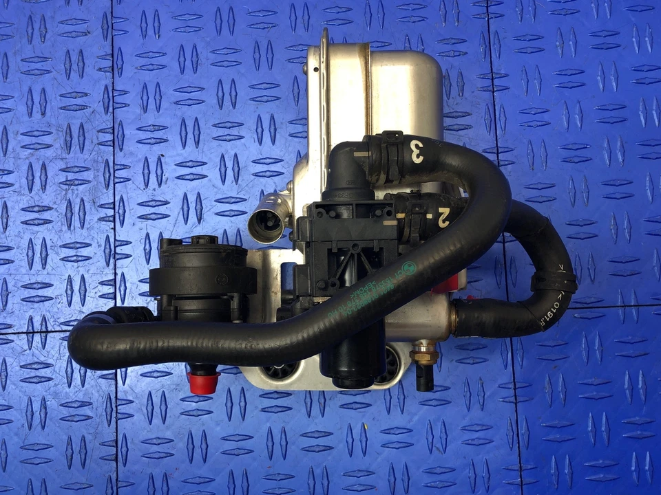 BMW I8 2014-2020 BOMBA VÁLVULA CALEFACCIÓN AUXILIAR 9363106 OEM 2015 2016 2017 2018 Foto 4 de 4